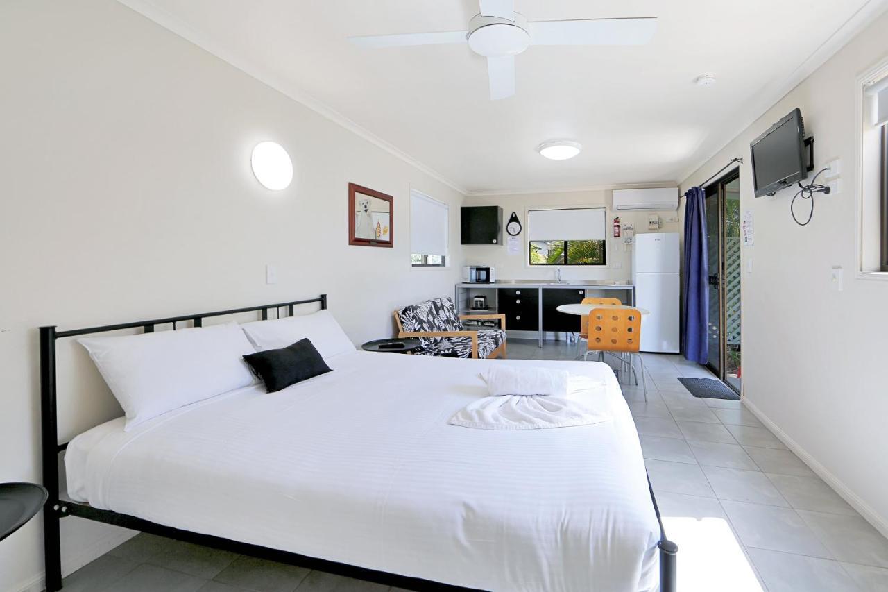 Cane Village Holiday Park Bundaberg Exterior photo